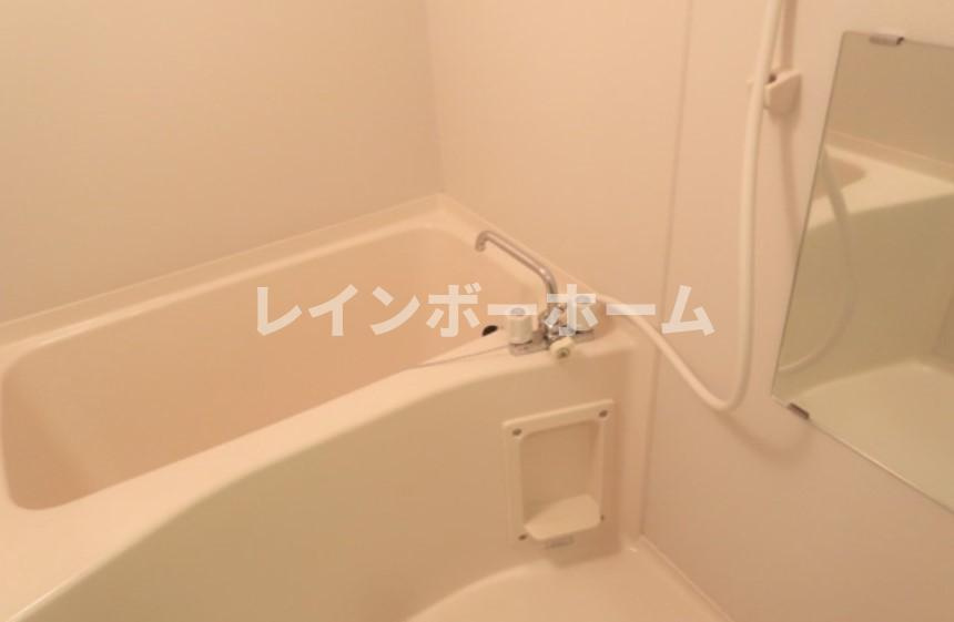 グランドゥールふじみ野の浴室