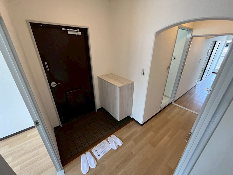 芦屋市大東町の賃貸マンションの玄関