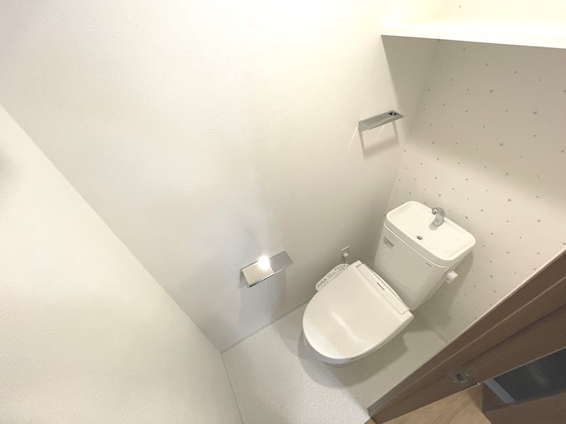 神戸市中央区花隈町の賃貸マンションのトイレ