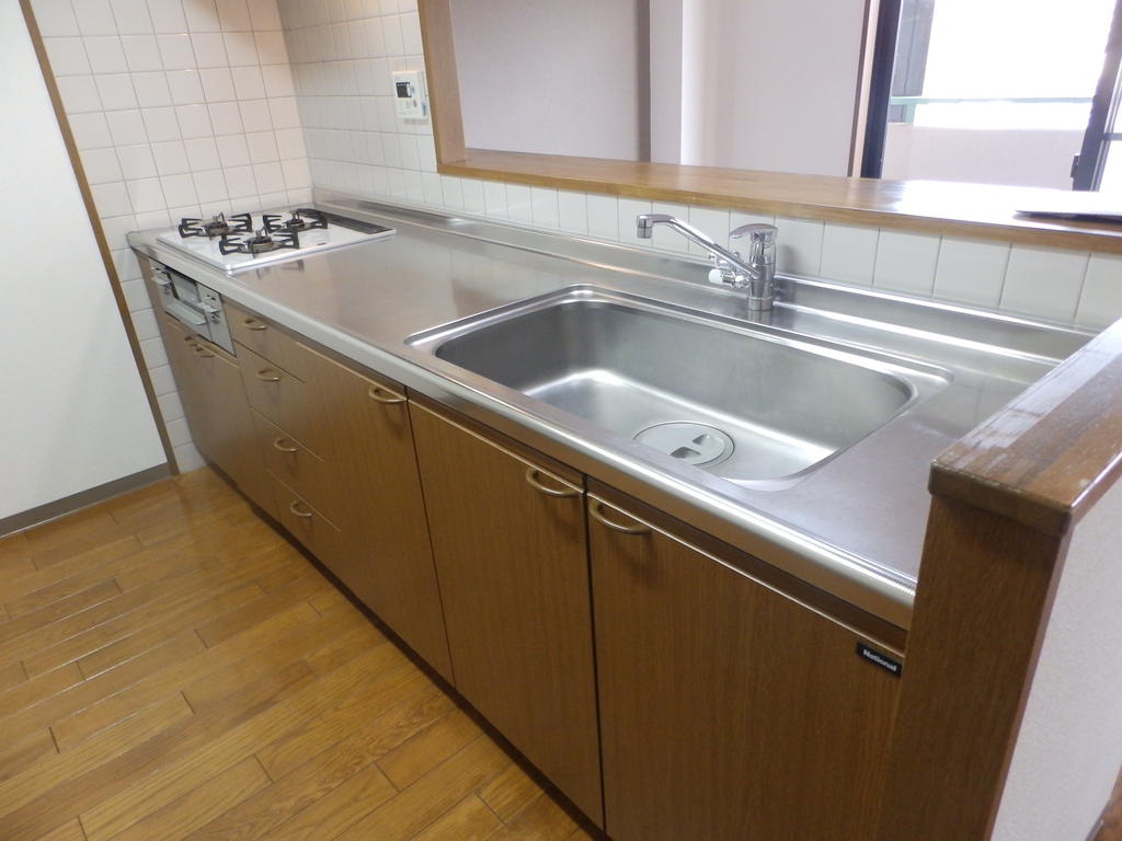 神戸市灘区篠原南町３丁目の賃貸マンションのキッチン