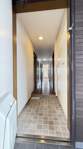 神戸市灘区篠原南町３丁目の賃貸マンションの玄関