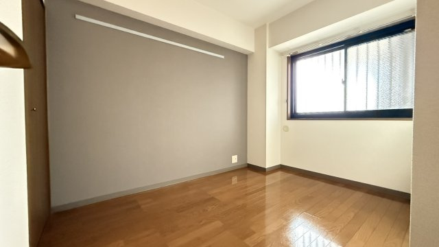 神戸市灘区篠原南町３丁目の賃貸マンションの居間・リビング