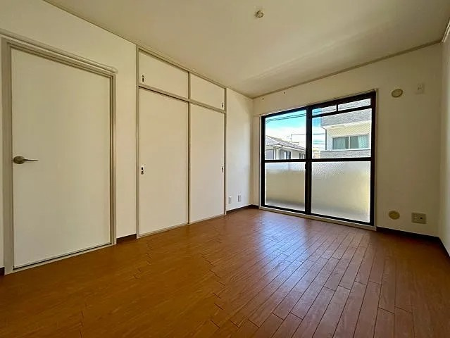 神戸市東灘区深江南町２丁目の賃貸マンションの居間・リビング