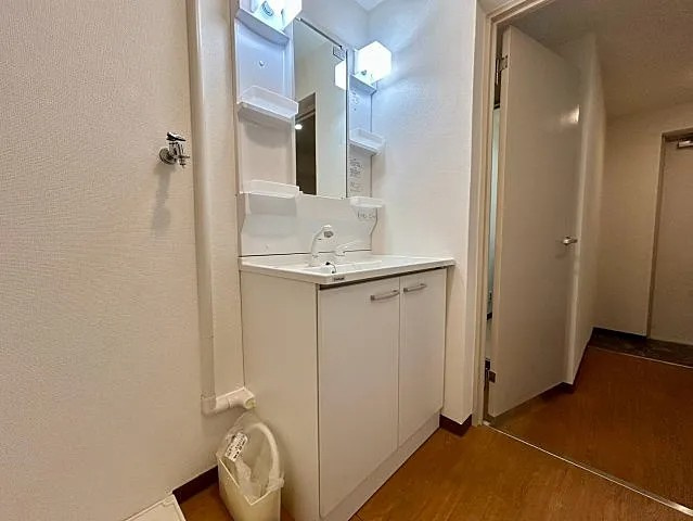 神戸市東灘区深江南町２丁目の賃貸マンションの洗面所