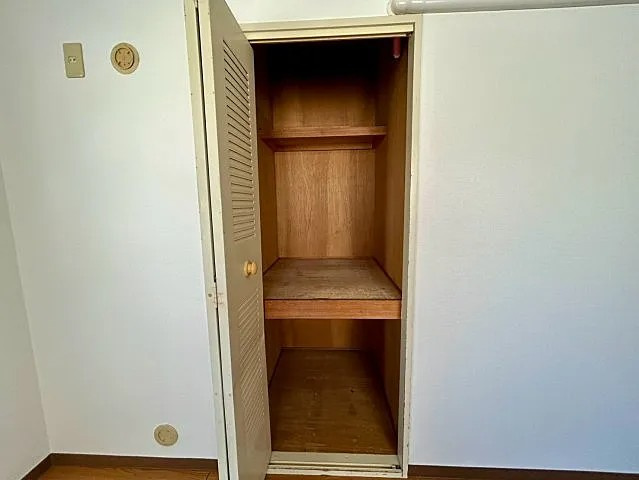 神戸市東灘区深江南町２丁目の賃貸マンションの収納