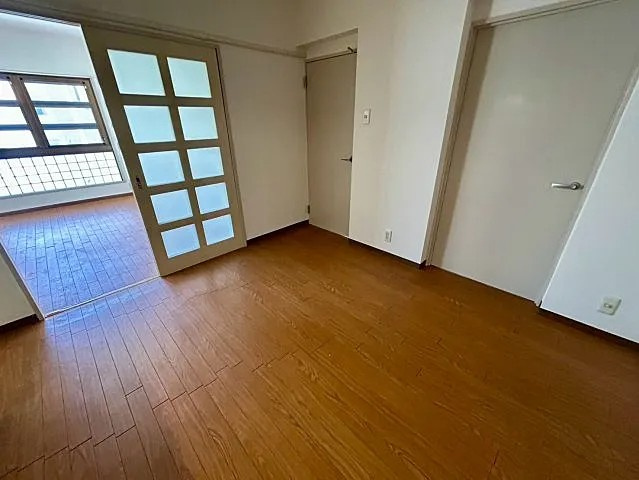 神戸市東灘区深江南町２丁目の賃貸マンションの居間・リビング