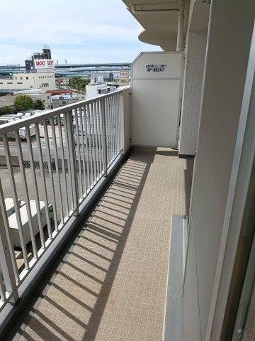 神戸市東灘区深江浜町の賃貸マンションのバルコニー