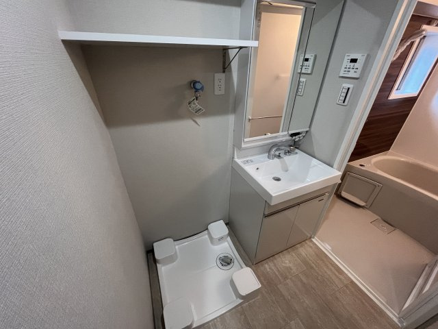 神戸市中央区元町通３丁目の賃貸マンションの洗面所