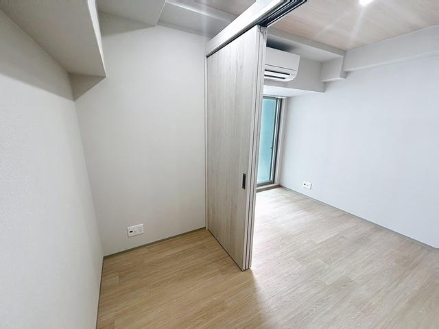 神戸市中央区元町通３丁目の賃貸マンションの居間・リビング