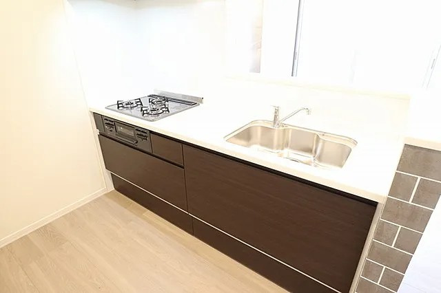 西宮市大井手町の賃貸マンションのキッチン
