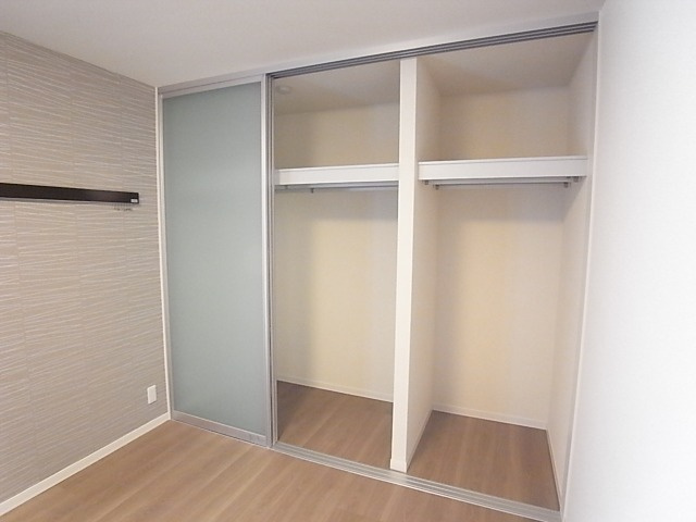 西宮市大井手町の賃貸マンションの収納