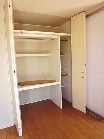 西宮市上ケ原六番町の賃貸マンションの収納