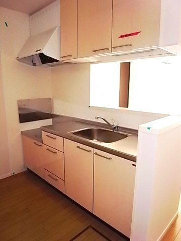 西宮市上ケ原六番町の賃貸マンションのキッチン