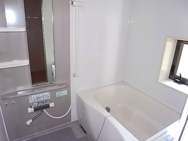 西宮市上ケ原六番町の賃貸マンションの浴室
