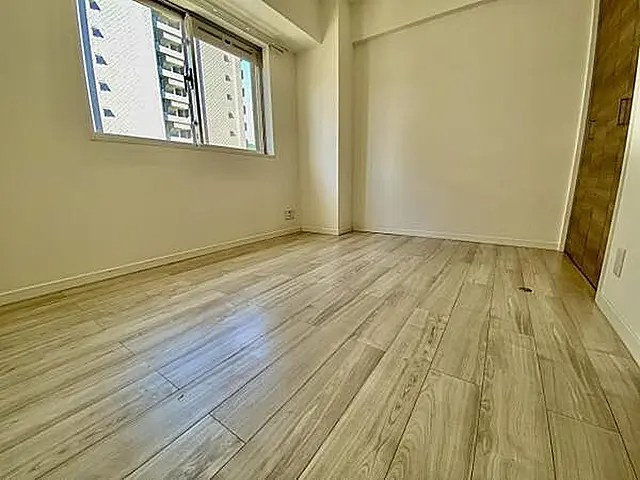 神戸市中央区旭通２丁目の賃貸マンションの居間・リビング