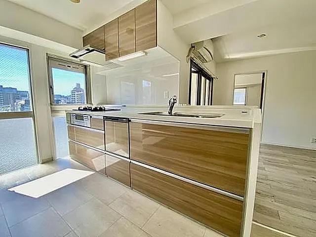 神戸市中央区旭通２丁目の賃貸マンションのキッチン