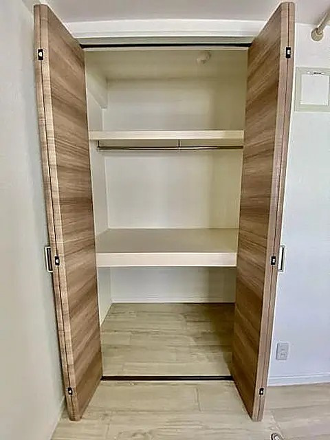 神戸市中央区旭通２丁目の賃貸マンションの収納