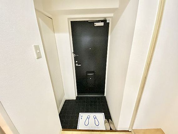 神戸市東灘区本庄町２丁目の賃貸マンションの玄関