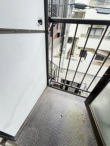 神戸市中央区山本通１丁目の賃貸マンションのバルコニー