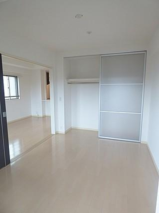 神戸市中央区生田町３丁目の賃貸マンションの洋室