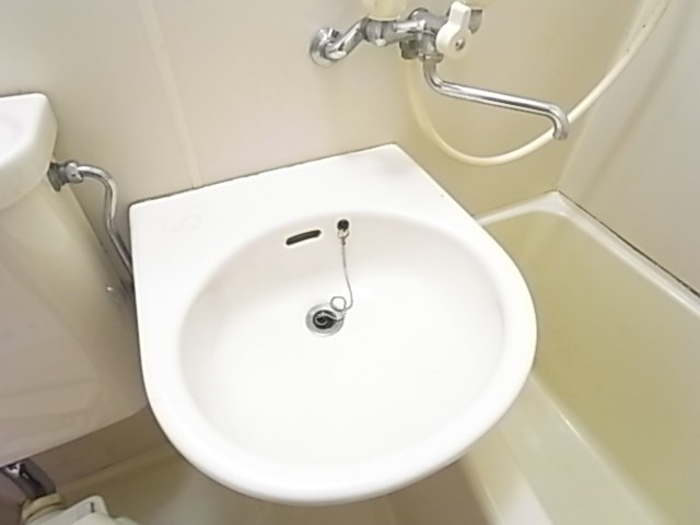 神戸市中央区北野町４丁目の賃貸マンションの洗面所