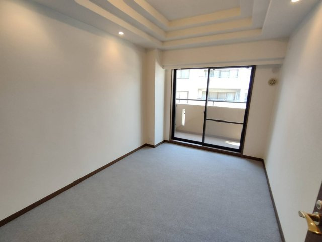 芦屋市東芦屋町の賃貸マンションの居間・リビング