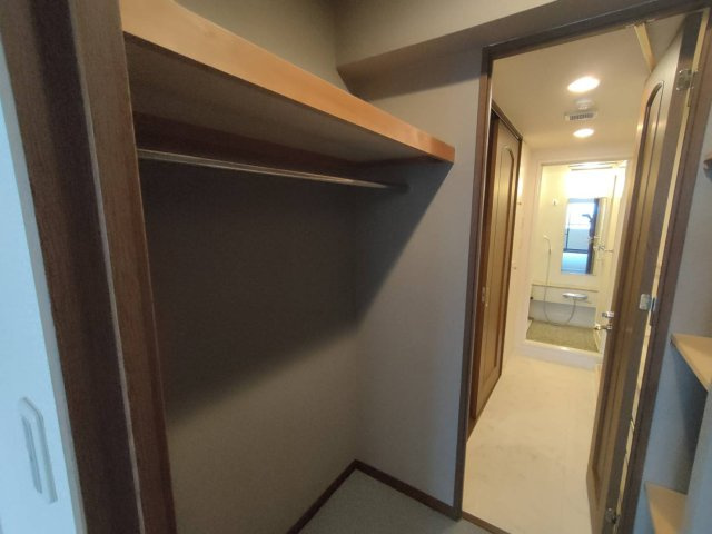 芦屋市東芦屋町の賃貸マンションの収納