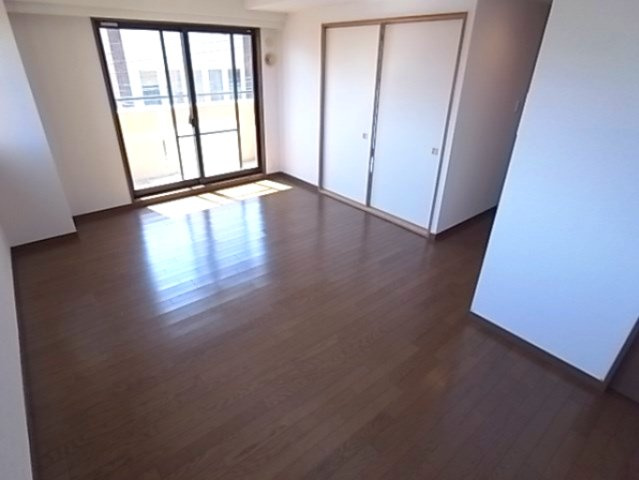 芦屋市東芦屋町の賃貸マンションの居間・リビング
