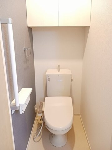 アルシャムス　Ⅰのトイレ|清潔感のあるトイレです