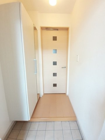 プロムナードの玄関|ゆったりとした玄関です