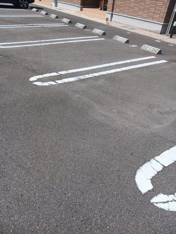 クラール南庄町　Ｃの駐車場|駐車場があります