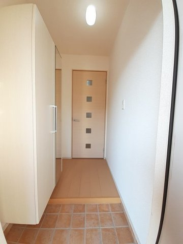ルミナス北島Ｄの玄関|シンプルで使いやすい玄関です