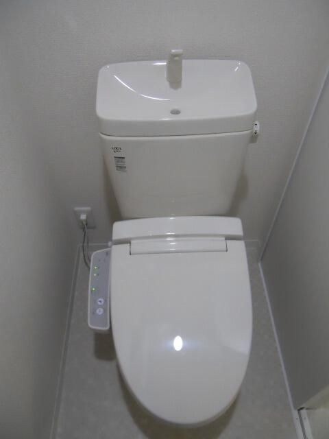 b’CASA亀戸のトイレ