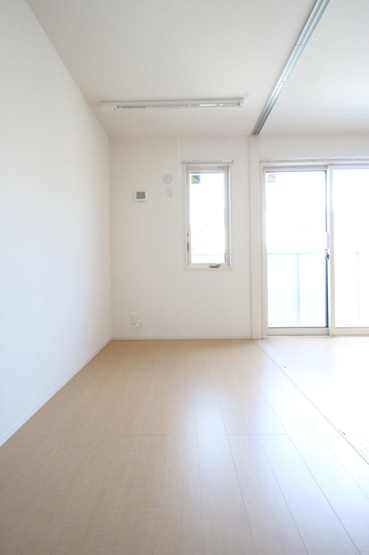 【洋室】 | D-room空港南 | 洋室/4.1帖