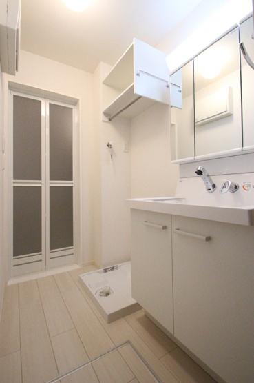 【独立洗面台】 | D-room空港南 | 洗髪洗面化粧台