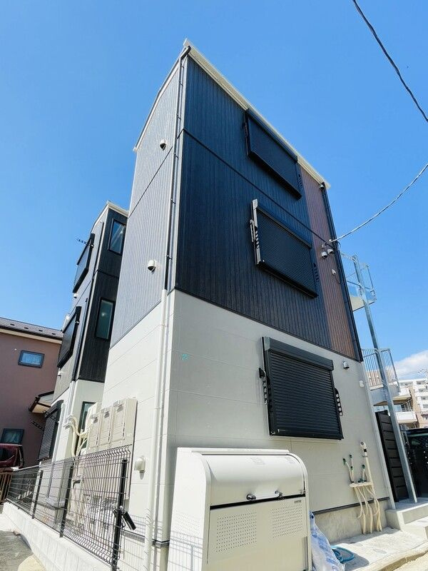 BASEの外観