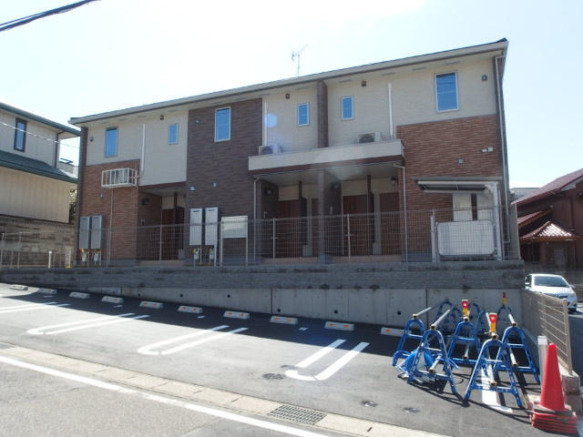ロワール戸崎の外観