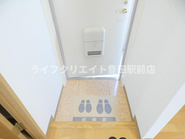 グランドイーストⅡの玄関