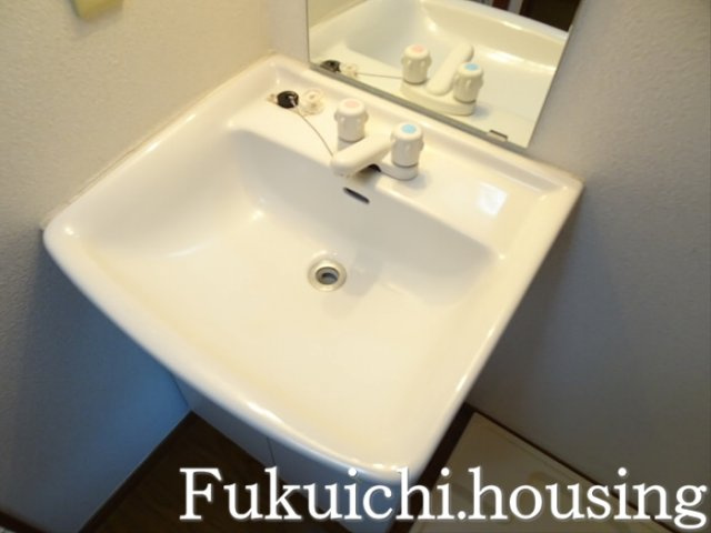 クレスト赤堤の洗面所