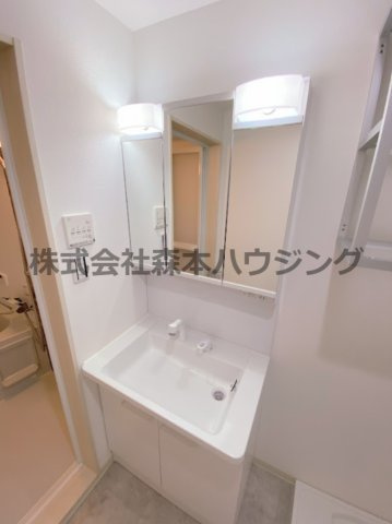 【独立洗面台】 | 　クリエオーレ星田 | 使いやすい独立洗面台です