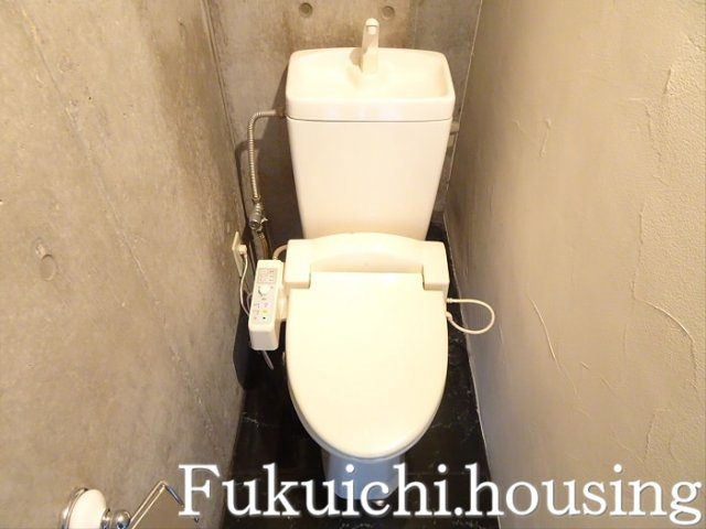オパス・ワンのトイレ