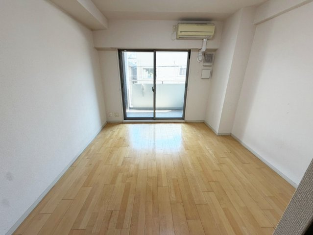 淀川ウエストタワーの居間・リビング