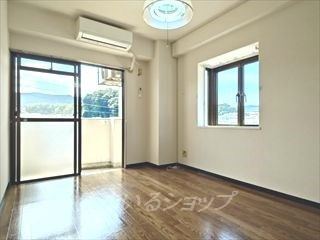 グリーンヴァリィ金光一番館の居間・リビング