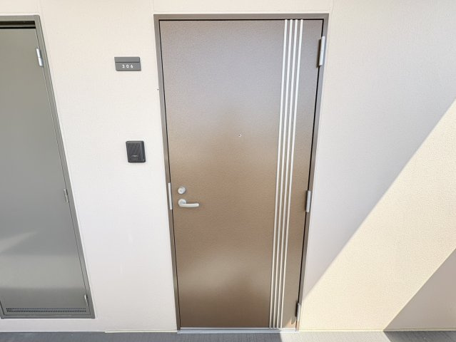 リベール大津の玄関