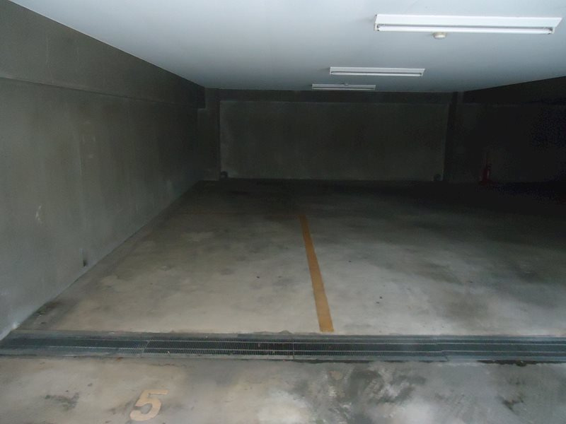 西宮市上甲子園２丁目の駐車場の駐車場