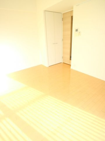 プラウドフラット富士見台の洋室|内装カラーは部屋によって異なりますので現地にて確認下さい。※参考写真
