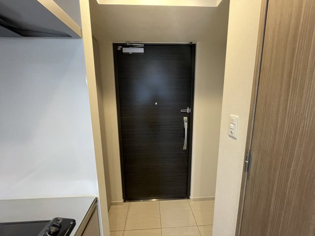 ブランシエスタ金山の玄関