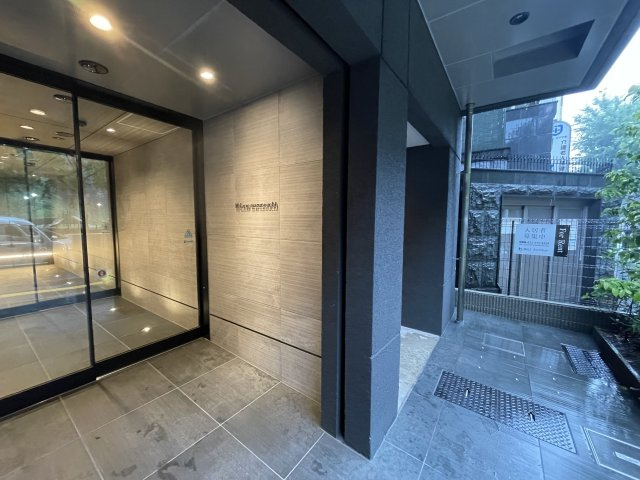M-Luxe丸の内のエントランス