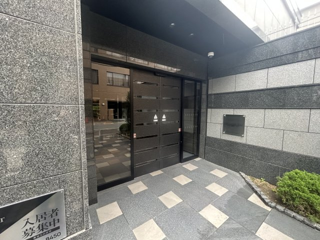 アステリ鶴舞テーセラのエントランス