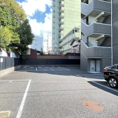 太閤通マンションの駐車場